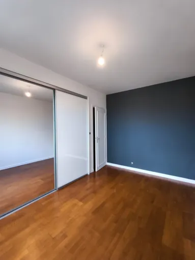 Création d'un dressing à Romagnat, Clermont-Ferrand, DOME HABITAT RÉNOV