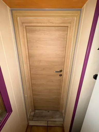 Aménagement d'une porte sur-mesure colorie bois à Clermont-Ferrand, Clermont-Ferrand, DOME HABITAT RÉNOV