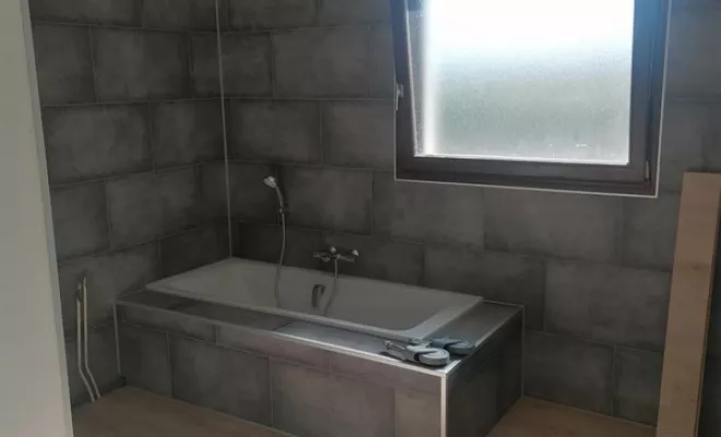 Aménagement complet de salle de bain avec baignoire, Clermont-Ferrand, DOME HABITAT RÉNOV