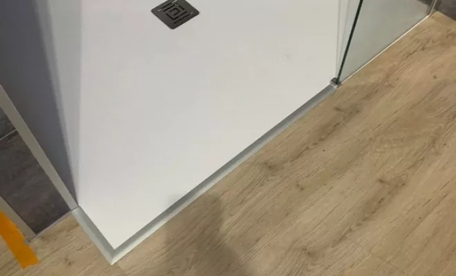 Aménagement complet de salle de bain avec baignoire, Clermont-Ferrand, DOME HABITAT RÉNOV