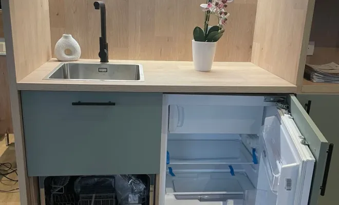 Présentation d'une mini-cuisine installée par DOME HABITAT RENOV à Clermont-Ferrand, Clermont-Ferrand, DOME HABITAT RÉNOV