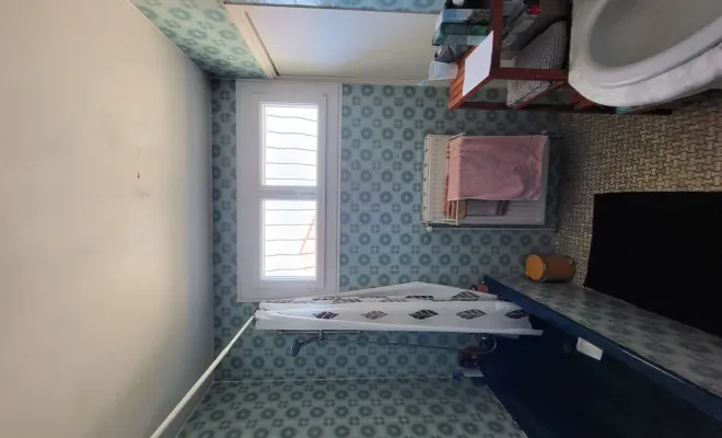 Présentation d'une salle de bain réalisée par Dom Habitat Rénov' à Clermont-Ferrand, Clermont-Ferrand, DOME HABITAT RÉNOV