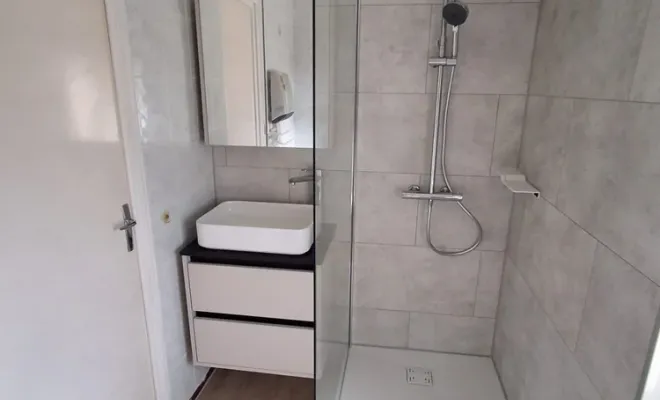 Réalisation d'une salle de bain à Thiers dans le Puy-de-Dôme, Clermont-Ferrand, DOME HABITAT RÉNOV