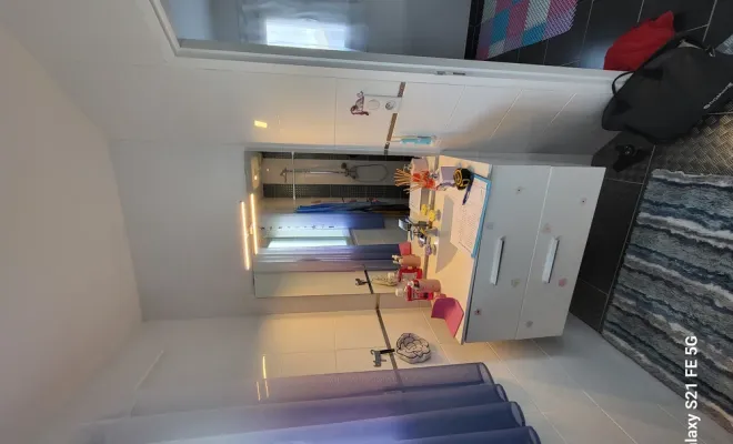 Remplacement d'une douche à l'italienne par une baignoire à Vichy, Clermont-Ferrand, DOME HABITAT RÉNOV