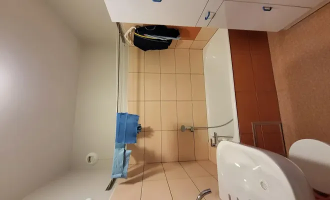 Rénovation d'un appartement à Clermont-Ferrand pour une personne en situation de handicap, Clermont-Ferrand, DOME HABITAT RÉNOV